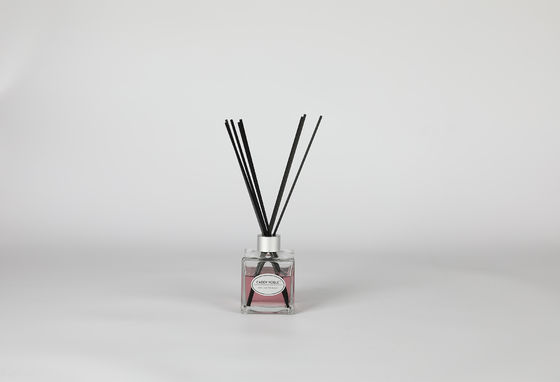 Het Aroma Natuurlijk Reed Diffuser van de bloeminstallatie